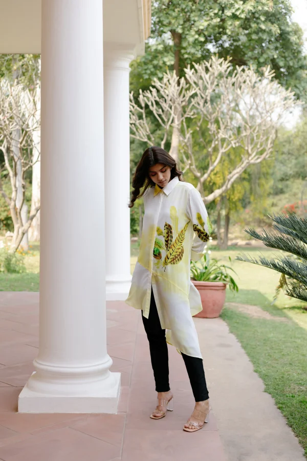 YELLOW FEATHER RIVER TUNIC - Image 3