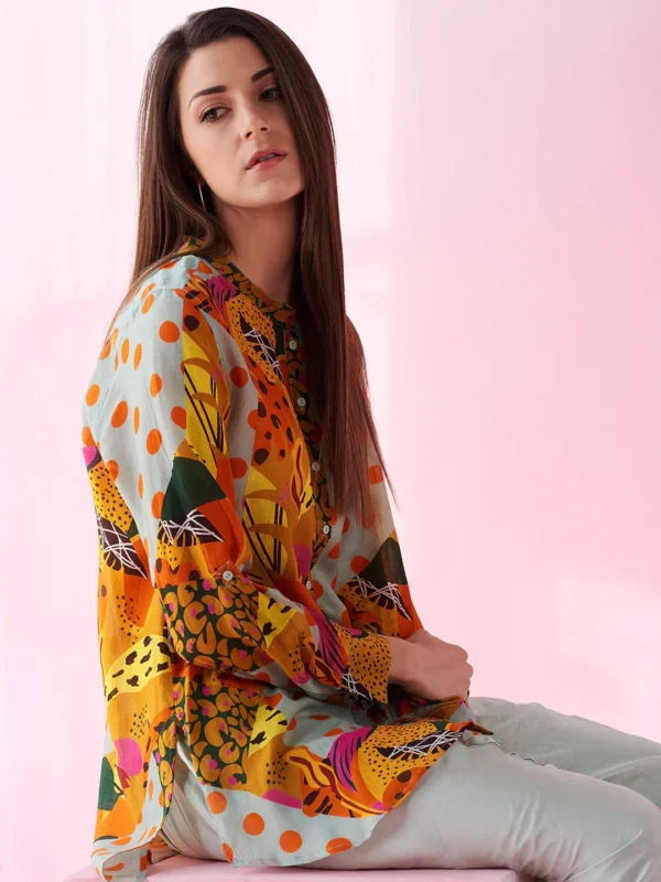 BLUE SAFARI BUTTON DOWN SHIRT - Image 4